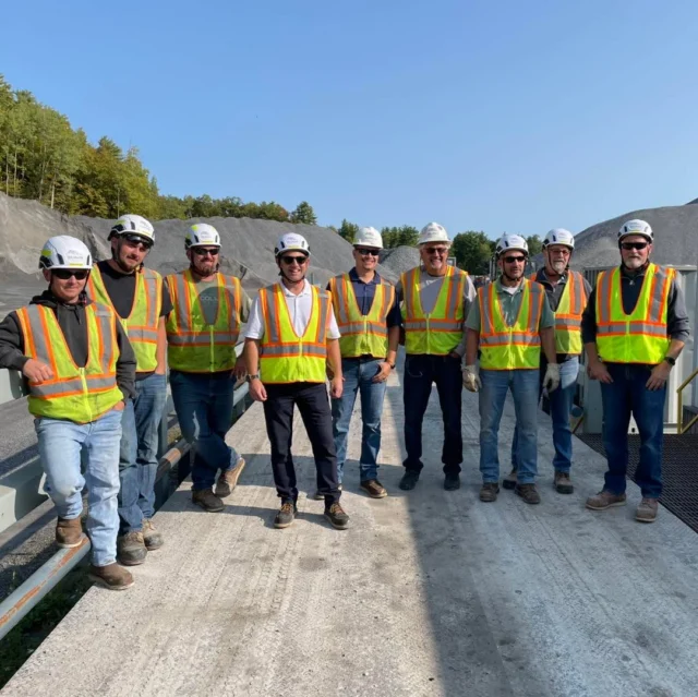 The Materials Group kicked off their annual Employee Appreciation Week with breakfast at our Willsboro Quarry and a cookout at the Plattsburgh Asphalt Plant! 

Stay tuned for more celebrations across our sites this week! 

#employeeappreciation #jointalimecompany #aggregates #asphalt #trucking #paving